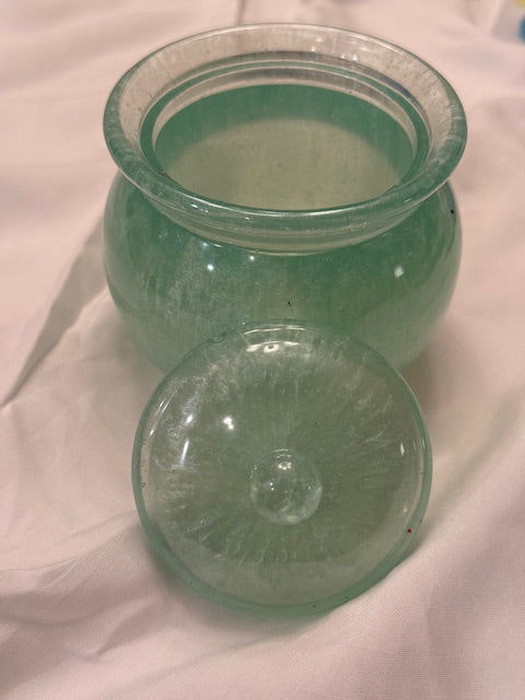 Resin jar with top